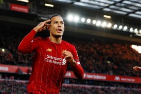 华体会官网-里昂战平热刺，范戴克补时绝平法甲